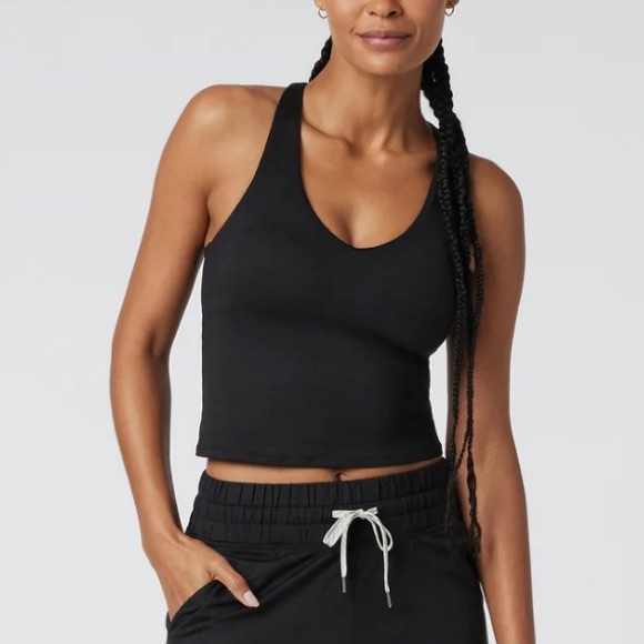 Vuori Women's Black Halo Performance Crop 2.0 DreamKnit™ Racerback Tank Top XS - Picture 10 of 11
